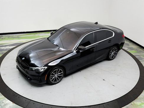 Used 2019 BMW 330i Sedan w/ Driving Assistance Package RWD image 32