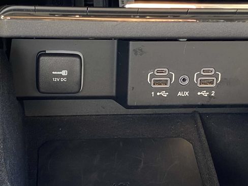 Used 2024 Jeep Wagoneer L Series III w/ Flexible Seating Group AWD/4WD image 30