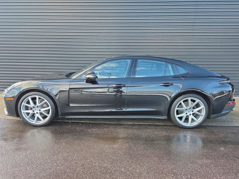 New 2026 Porsche Panamera 4 image 2