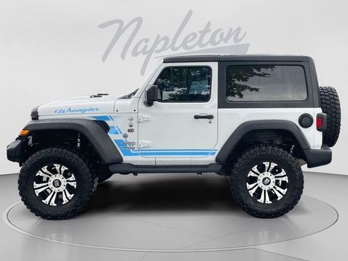 Used 2021 Jeep Wrangler Sport AWD/4WD image 2