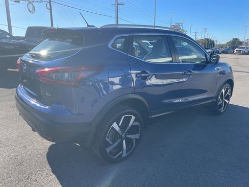 Used 2020 Nissan Rogue Sport SL w/ Premium Package image 5