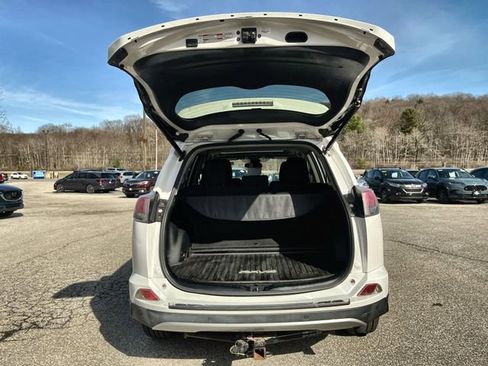 Used 2016 Toyota RAV4 XLE w/ Convenience Package image 23