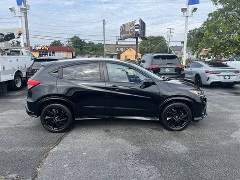 Used 2022 Honda HR-V Sport image 11