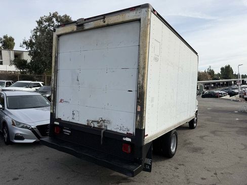 Used 1995 Chevrolet G30 RWD image 4