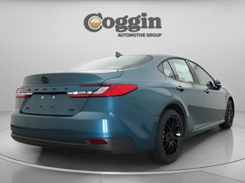 New 2026 Toyota Camry LE image 14