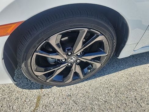 Used 2020 Honda Civic Sport image 9