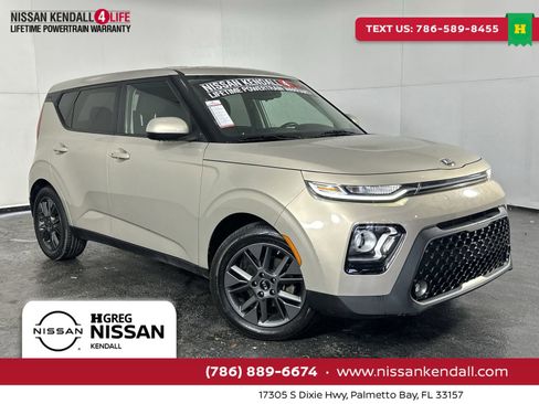 Used 2020 Kia Soul EX image 1
