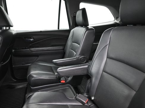 Used 2019 Honda Pilot Elite image 22