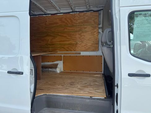 Used 2020 Nissan NV 2500 SV RWD image 12
