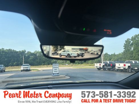 Used 2024 Chevrolet Blazer EV RS RWD image 16