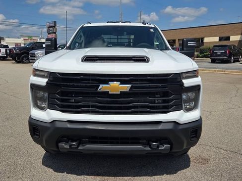 Used 2024 Chevrolet Silverado 3500 W/T w/ WT Convenience Package AWD/4WD image 2