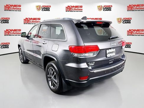 Used 2018 Jeep Grand Cherokee Limited image 2