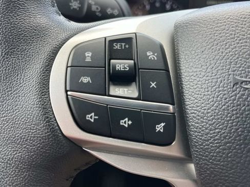 Certified 2024 Ford Explorer XLT w/ Equipment Group 202A AWD/4WD image 37