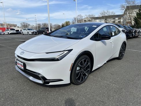 New 2026 Toyota Prius Plug-In Hybrid image 1
