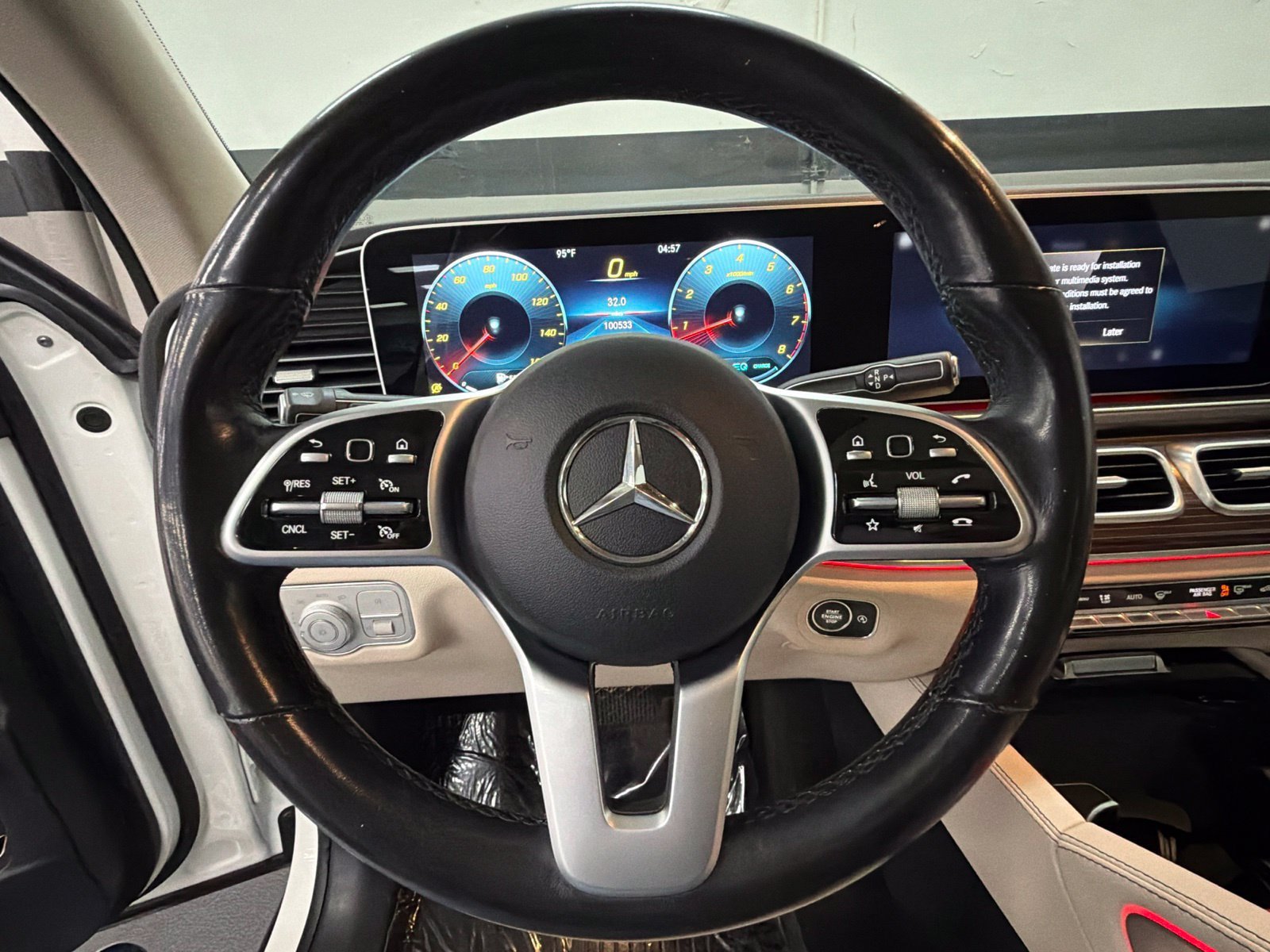 Used 2021 Mercedes-Benz GLS 450 4MATIC image 29