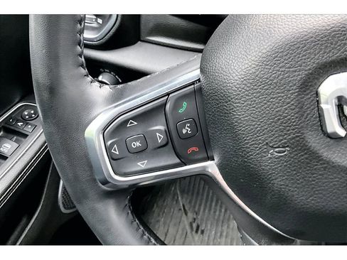 Used 2024 RAM 1500 Laramie AWD/4WD image 27
