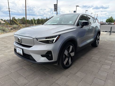 Used 2023 Volvo C40 P8 Recharge Ultimate AWD/4WD image 4