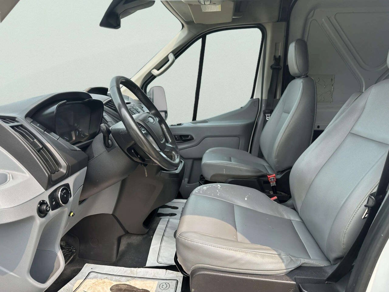 Used 2015 Ford Transit 350 148 Medium Roof RWD image 9
