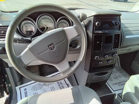 Used 2009 Dodge Grand Caravan SE FWD image 14