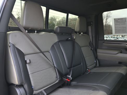 Used 2024 Chevrolet Silverado 2500 ZR2 w/ ZR2 Bison Edition image 13