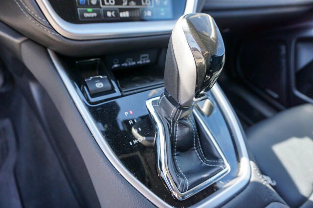 Used 2024 Subaru Outback Touring XT w/ Tech Package 3 AWD/4WD image 16