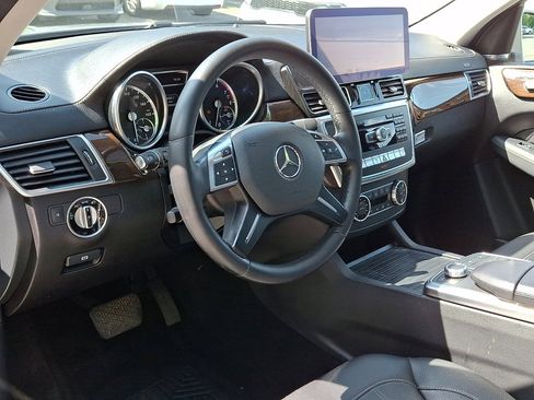 Used 2015 Mercedes-Benz GL 450 4MATIC image 21