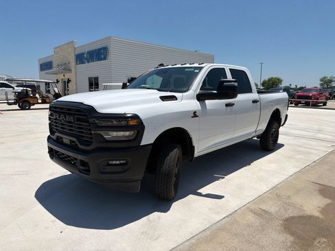 Used 2025 RAM 2500 Tradesman AWD/4WD image 3