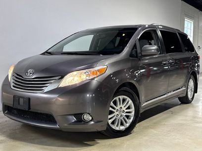Used 2017 Toyota Sienna XLE w/ XLE Navigation Package