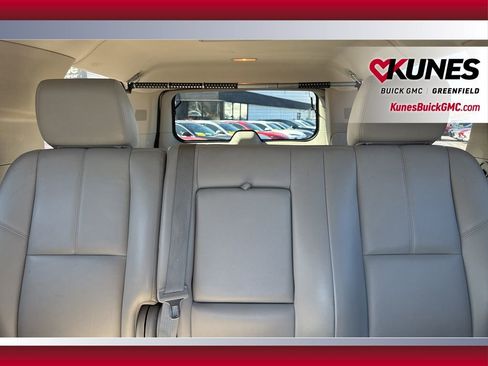 Used 2013 GMC Yukon XL SLT w/ SLT-2 Equipment Package image 19