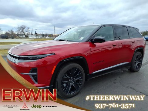 Used 2024 Jeep Wagoneer Launch Edition image 3