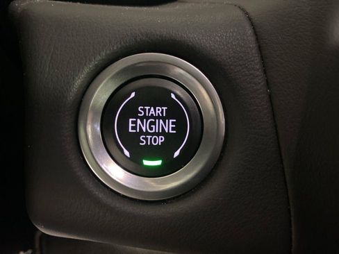 Used 2024 GMC Yukon AT4 AWD/4WD image 20