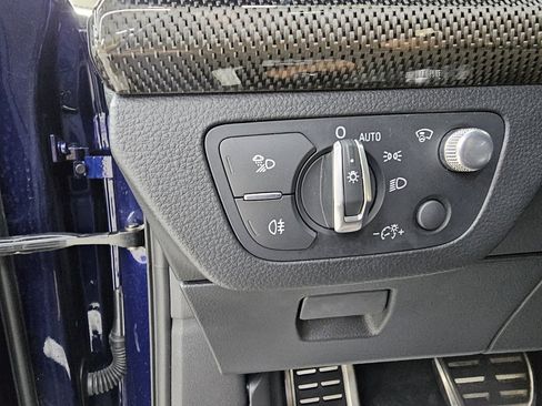 Used 2020 Audi SQ5 Prestige w/ Prestige Package image 41