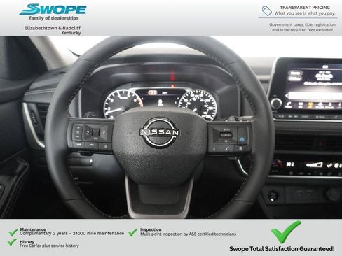 Used 2026 Nissan Rogue Dark Armor AWD/4WD image 17