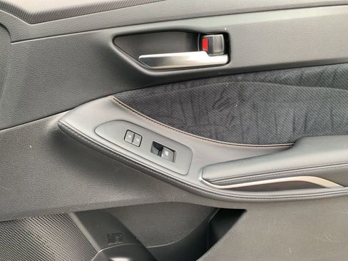 Used 2019 Toyota Avalon XSE image 19