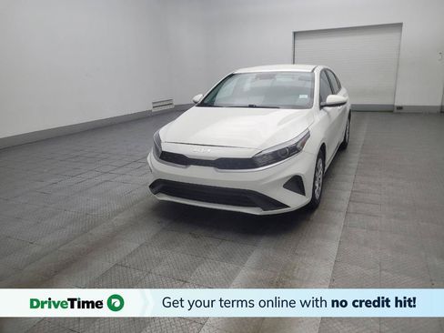 Used 2023 Kia Forte LX FWD image 1