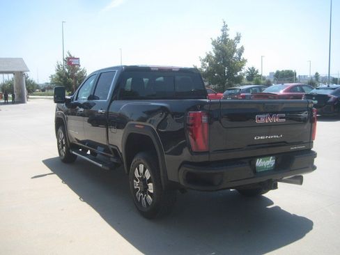 Used 2026 GMC Sierra 3500 Denali w/ Denali Reserve Package AWD/4WD image 5