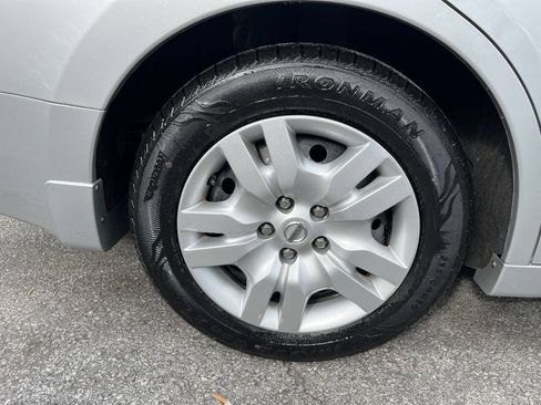 Used 2009 Nissan Altima 2.5 S FWD image 20