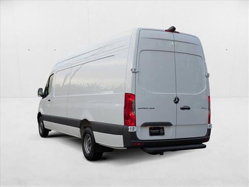 New 2025 Mercedes-Benz Sprinter 3500 image 9