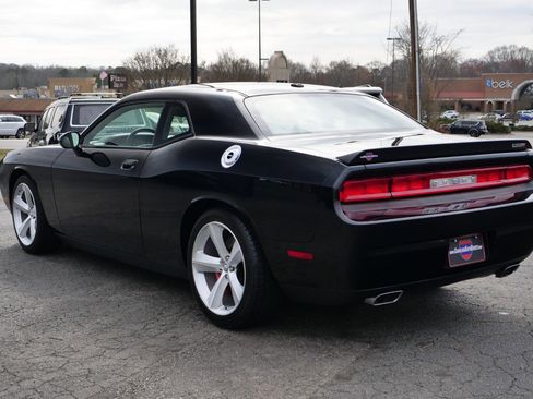 Used 2009 Dodge Challenger SRT8 w/ SRT Option Group II image 14