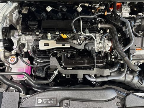 Certified 2024 Toyota Prius LE FWD image 26