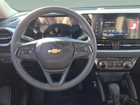 Certified 2024 Chevrolet TrailBlazer LT FWD image 11