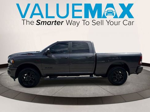 Used 2022 RAM 2500 Big Horn w/ Night Edition image 7