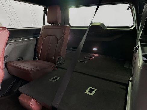Used 2023 Ford Expedition Max Limited image 34