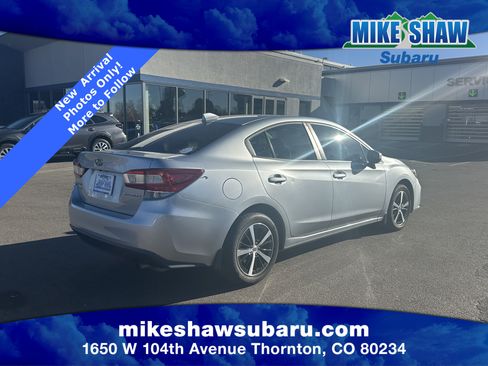 Used 2019 Subaru Impreza 2.0i Premium image 5