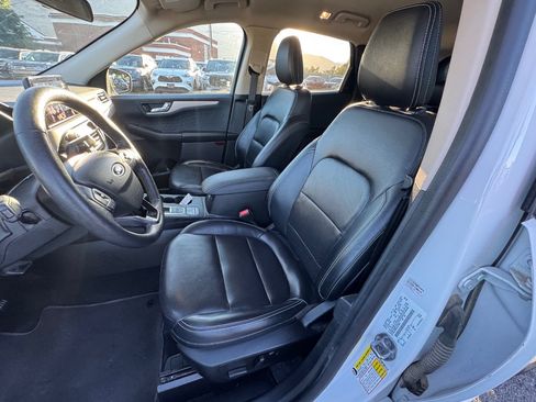Used 2020 Ford Escape SEL AWD/4WD image 16