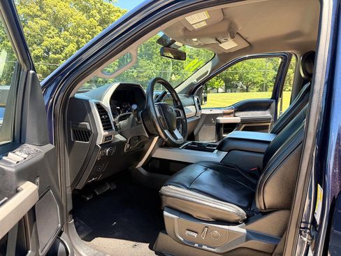 Used 2019 Ford F250 Lariat AWD/4WD image 9
