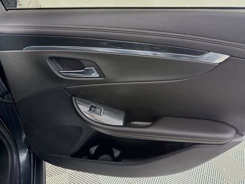 Used 2019 Chevrolet Impala Premier image 27
