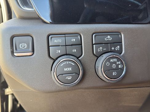 New 2026 Chevrolet Silverado 1500 LT Trail Boss w/ Convenience Package II AWD/4WD image 17