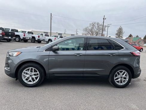 Used 2024 Ford Edge SEL image 8