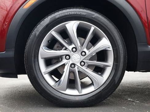 Used 2022 Buick Encore GX Essence w/ Experience Buick Package image 9